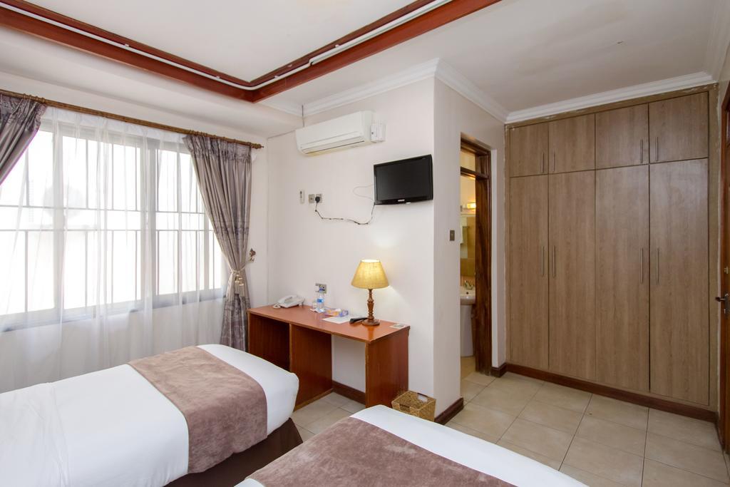 Victoria Comfort Inn كيزيمو المظهر الخارجي الصورة