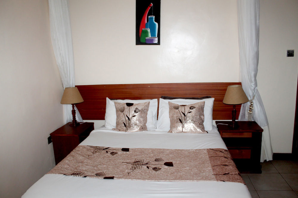 Victoria Comfort Inn كيزيمو المظهر الخارجي الصورة