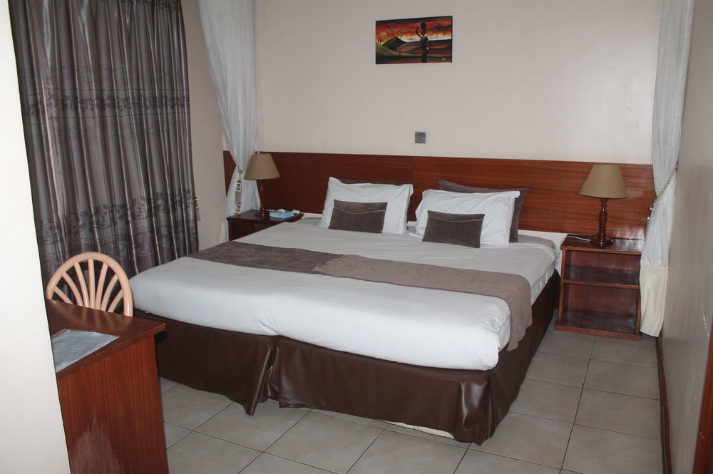 Victoria Comfort Inn كيزيمو المظهر الخارجي الصورة
