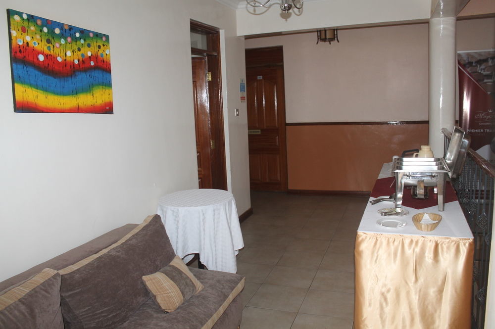 Victoria Comfort Inn كيزيمو المظهر الخارجي الصورة